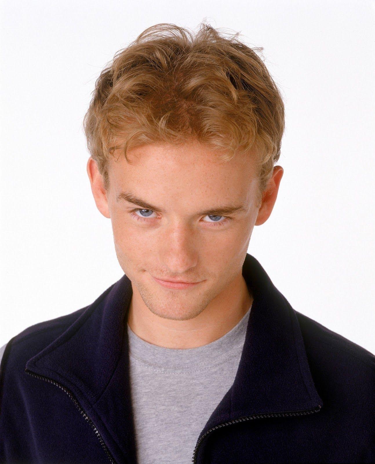 Christopher Masterson Wiki Malcolm in the -middle picture